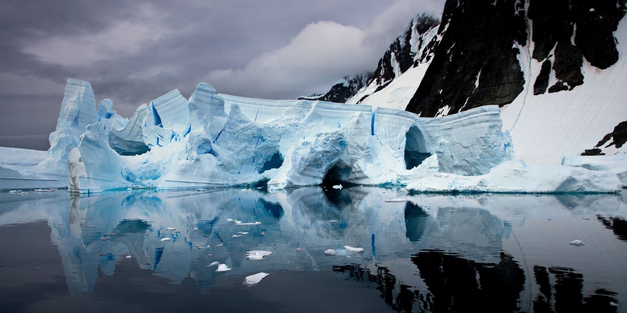 Comparison of polar landscapes